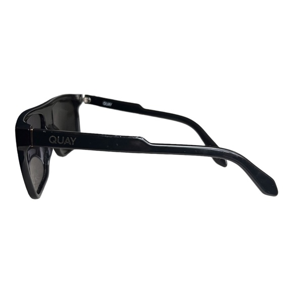 Quay Sunglasses - Picture 2 of 3